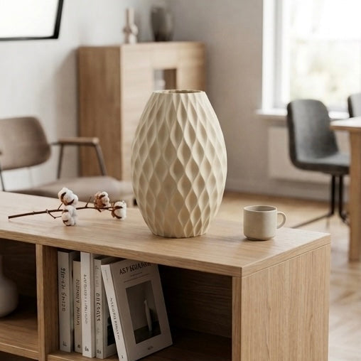 Aurora Vase – Lifestyle-Aufnahme im Wohnzimmer